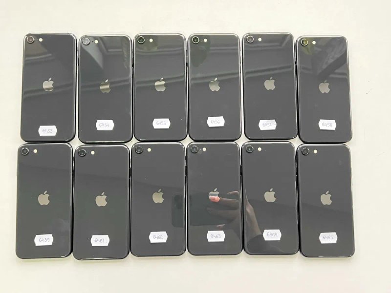 Apple Iphone SE 64 / 128Gb (2020) Neverlock Оригінал! — фото 8