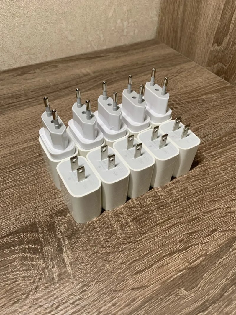 Apple USB-C 20w A2305 зарядка для Iphone Оригінальний блок живлення — фото 6