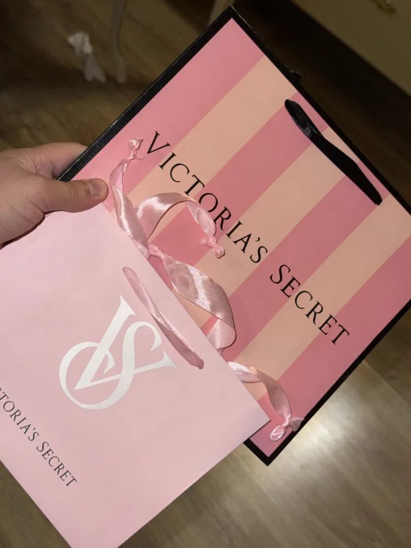 Аромати Victoria’s Secret + фірмовий пакет у подарунок — фото 3