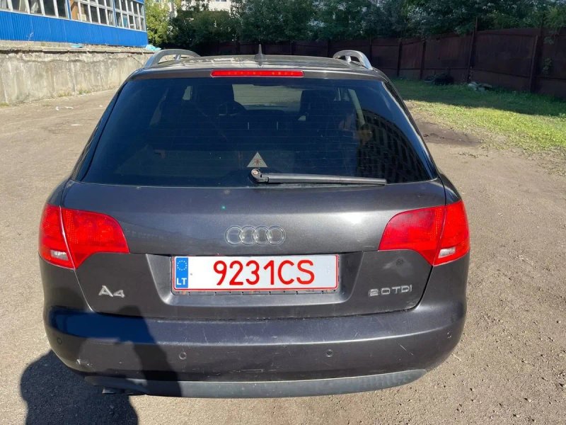 Audi A4 b7( Ауді а4б7)2006 рік  2.0 Дизель Механіка передній привід Гарний універсал — фото 5