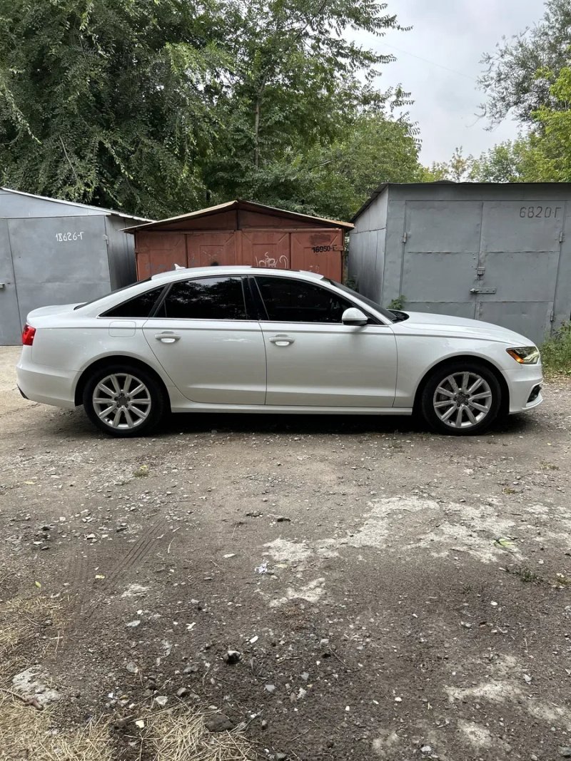 Audi A6 C7 3.0л бензин 2012 рік в хорошому стані — фото 5