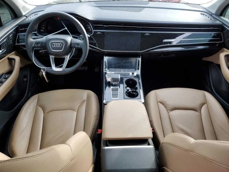 Audi Q7 Premium Plus SR 2020 року - розкішний 7-місний кросовер — фото 8
