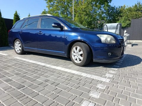 Авто для Військових. Тойота Авенсіс 2.0 дизель.