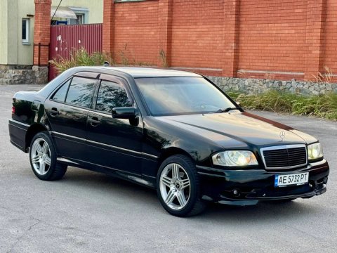 авто в хорошем состоянии 2 2 турбо дизель