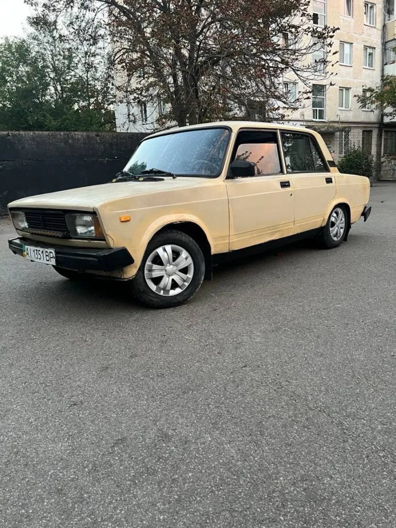 авто ваз 2105 на ходу — фото 3