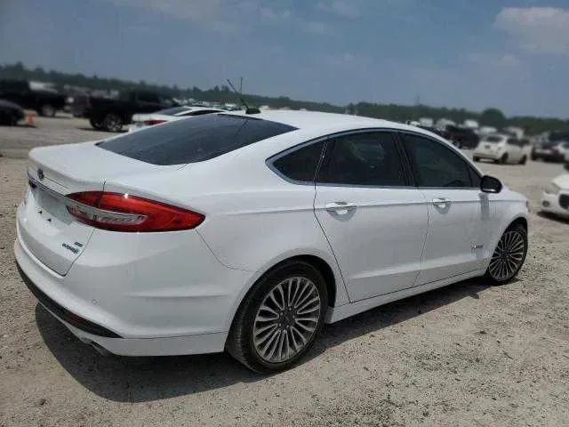 Автомобіль Ford Fusion Hybrid 2017 року з США — фото 5