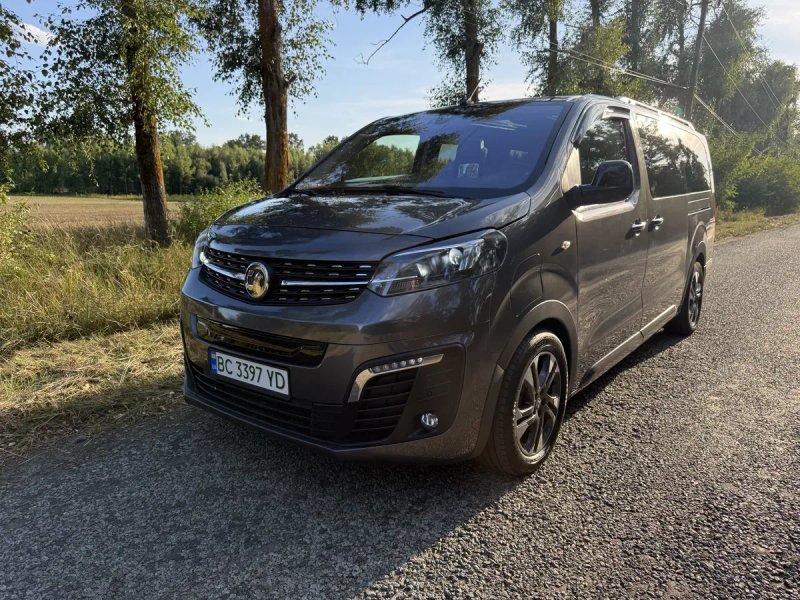 Автомобіль Opel / Vauxhall Zafira Life / Vivaro VIP Business L3 100kW 75kWh (пасажирський на 7 місць) — фото 2