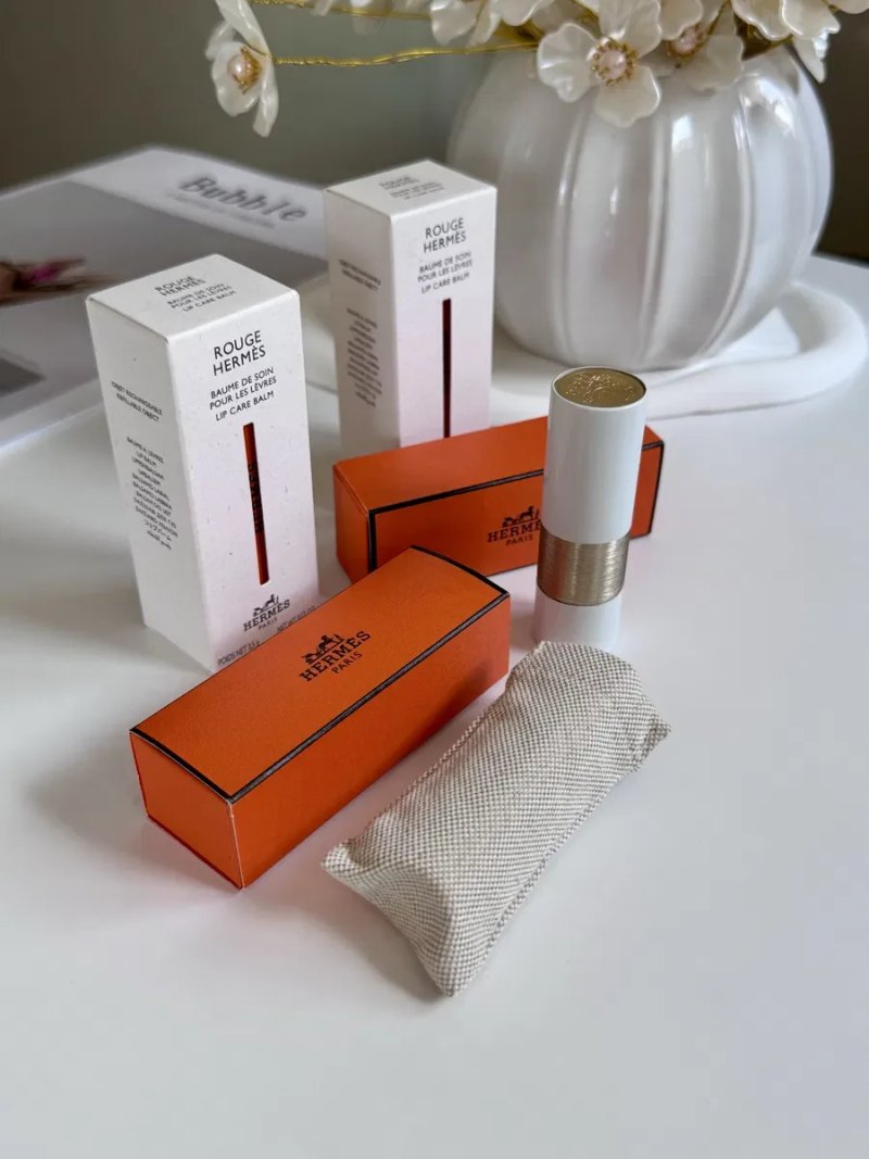 Бальзам Rouge Hermès Lip Care Balm — фото 5