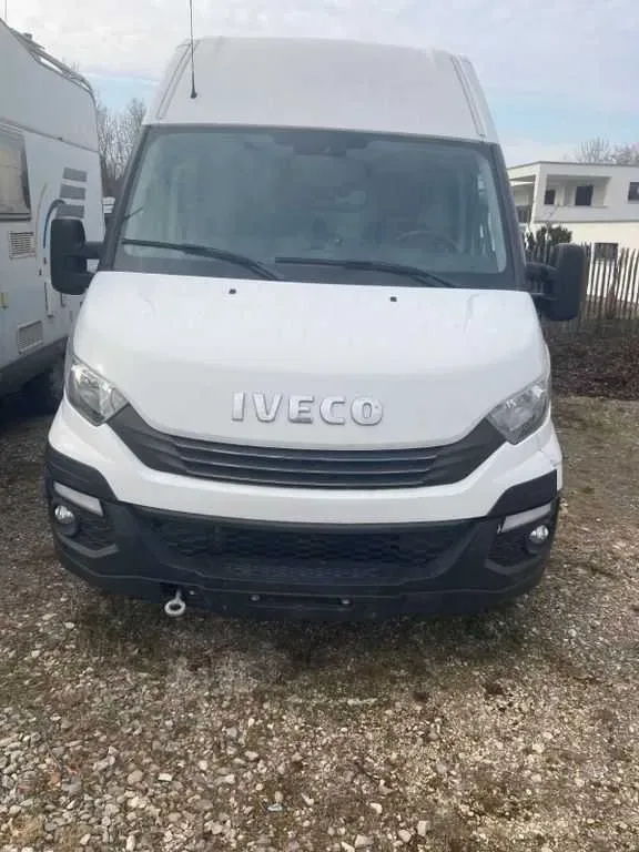 Бампер Iveco Daily розборка ІВЕКО Дейлі — фото 2
