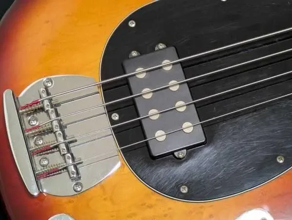 Бас-гитара Antique Noel ATB-350 ( Music Man StingRay)активная,4 стуны — фото 2