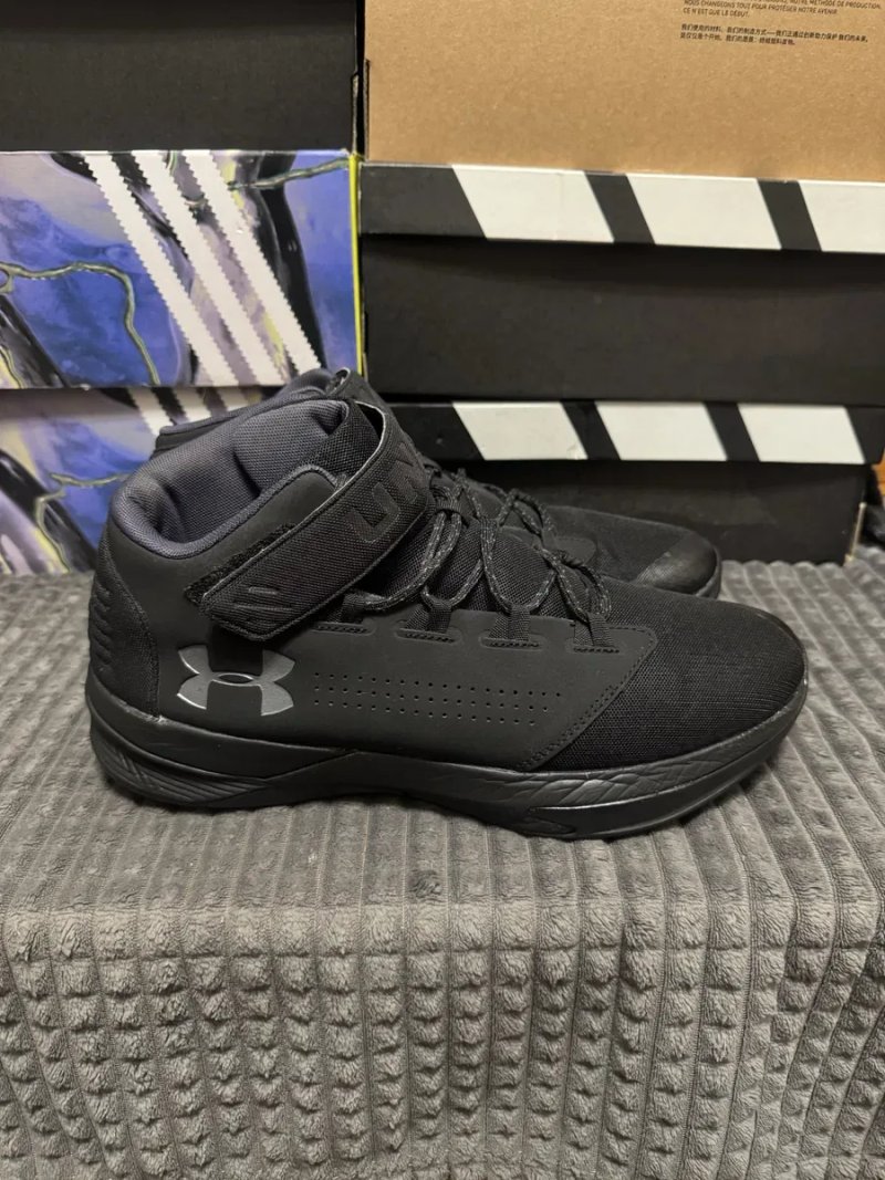 Баскетбольні кросівки Under Armour Get B Zee 46(30см) оригінал — фото 3