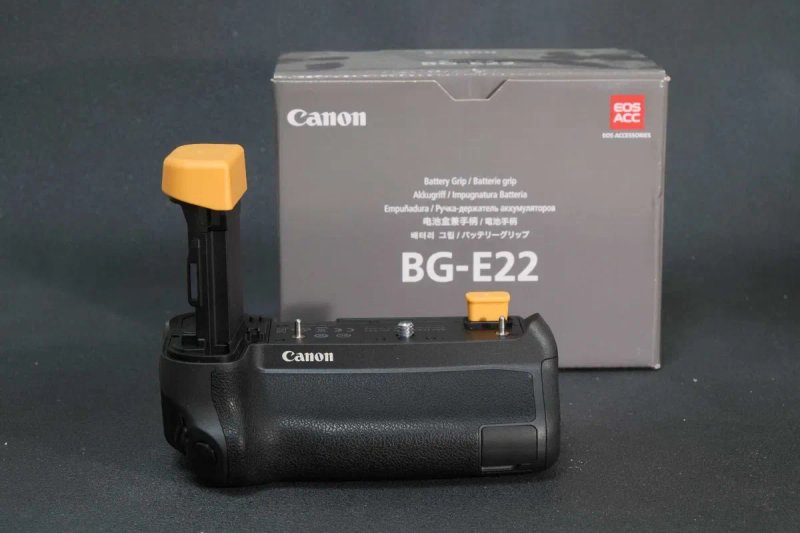 Battery Grip Canon BG-E22 для Canon EOS R — фото 2