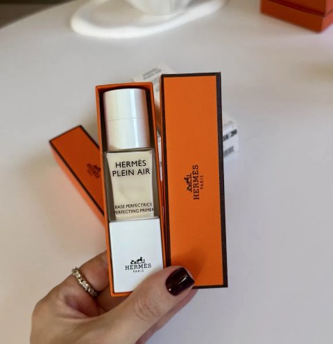 База для макіяжу Hermès Plein Air Hydrating & Smoothing Perfecting Primer