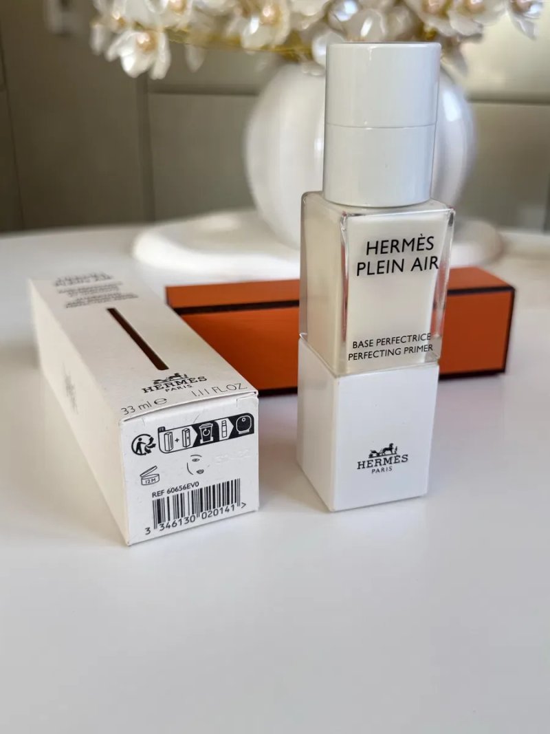 База для макіяжу Hermès Plein Air Hydrating & Smoothing Perfecting Primer — фото 5