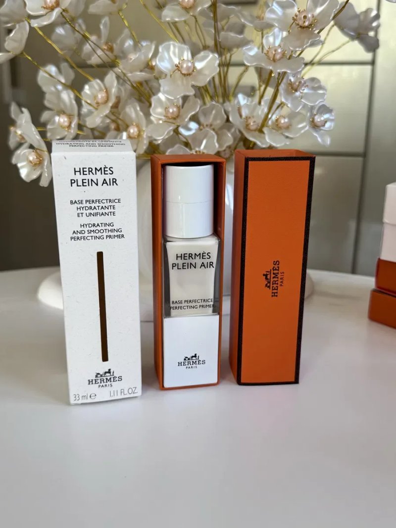 База для макіяжу Hermès Plein Air Hydrating & Smoothing Perfecting Primer — фото 7