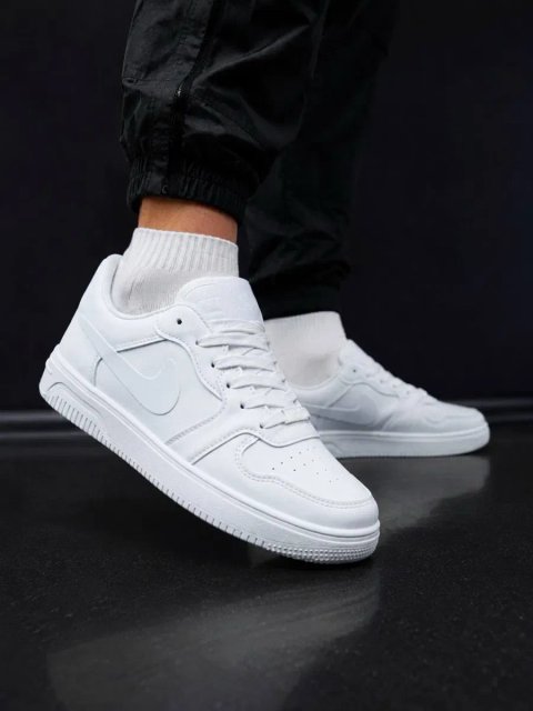 Белые форсы Nike air force 1 Мужские кросовки найк форс 1 Натуральная кожа Деми красовки найк Nike af1 мужськи Красовки найк аирфорс 1