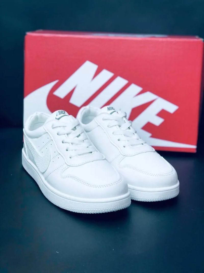 Белые класические женские кеды Кросовки найк Женские Nike Натуральная кожа 40 размер Красовки найки Практичные удобные женские кросовки — фото 6