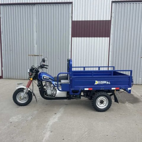 Бензиновий трицикл муравей Dozer 200cc