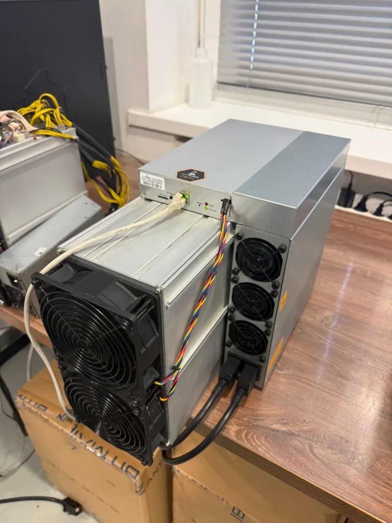 Без очікувань - Z15 Pro 860 K/sol, Гарантія, Antminer, Асік, майнер, asic, CV1835 — фото 3