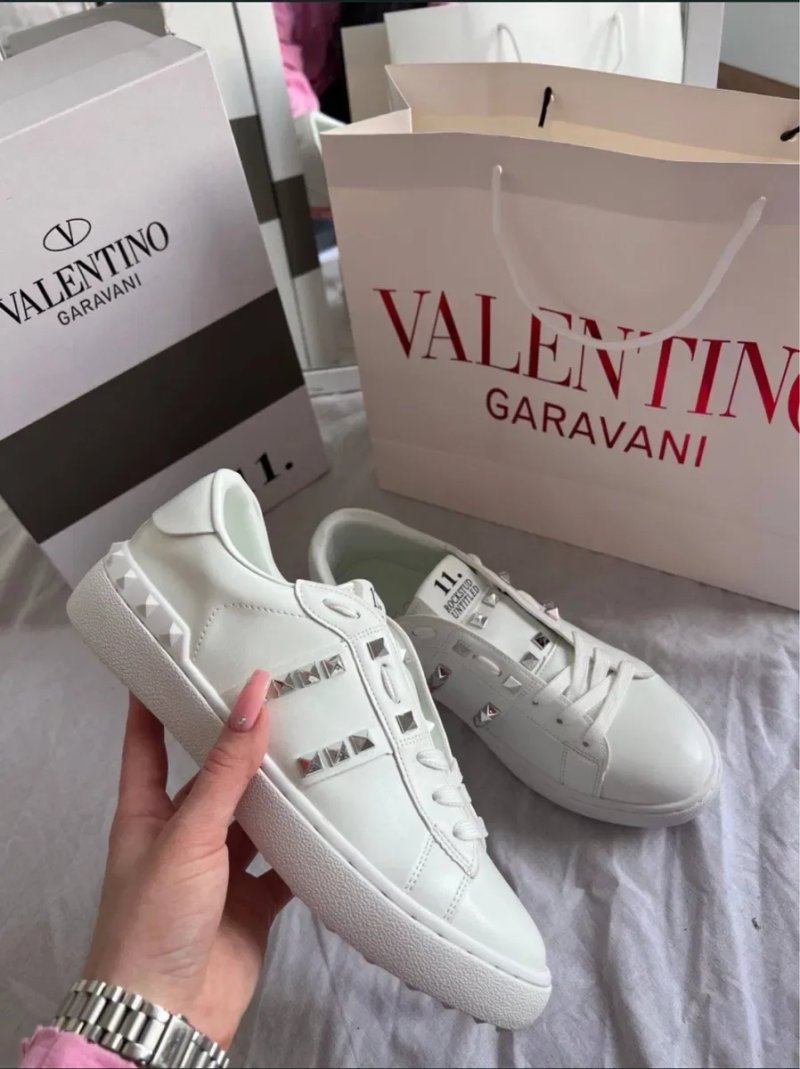 ‼️БЕЗ ПЕРЕДОПЛАТ‼️ Кеди Valentino Garavani Rockstud Untiled / Валентіно / Кросівки / Кєди — фото 2