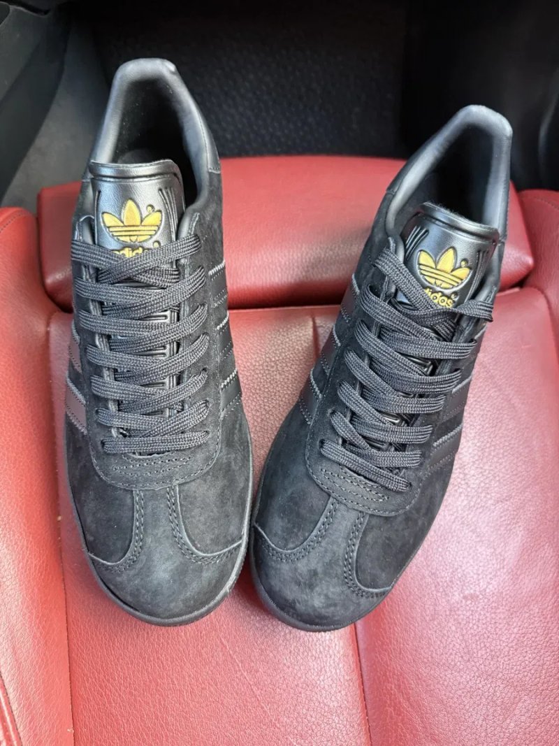 (БЕЗ ПЕРЕДОПЛАТИ) Adidas Gazelle All Black адідас газелі повністю чорні замшеві кросівки з чорною підошвою — фото 4