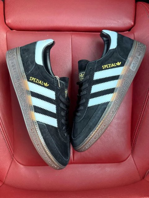 (БЕЗ ПЕРЕДОПЛАТИ) Adidas Handball Spezial Black White адідас спеціал чорні з білими смужками замшеві кросівки з бежевою гумовою підошвою