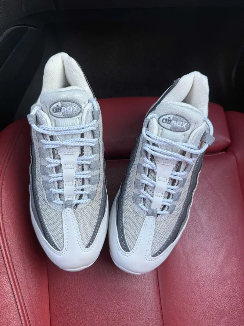 (БЕЗ ПЕРЕДОПЛАТИ) Nike Air Max 95 Grey White найк ейр макс 95 сіро-білі шкіряні сітчасті кросівки з прозорими повітряними подушками — фото 4