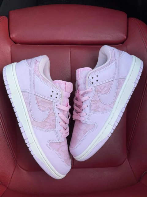 (БЕЗ ПЕРЕДОПЛАТИ) Nike Dunk Low Lace Pack Regal Pink найк данк лоу рожеві шкіряні кросівки з мереживними вставками