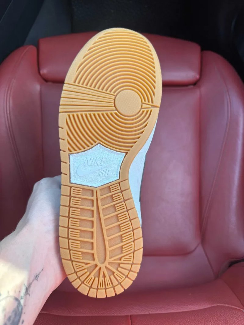 (БЕЗ ПЕРЕДОПЛАТИ) Nike SB Dunk Low White Gum найк данк білі шкіряні кросівки кеди з коричневою підошвою — фото 5
