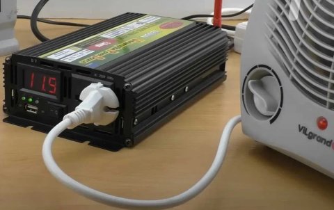 Безперебойник 3200W 15А Инвертор Преобразователь 12V-220V. Інвертор