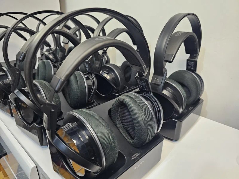Безпровідні навушники Sony MDR-RF855RK — фото 3