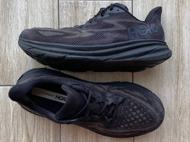 Бігові кросівки Hoka Clifton 9, 49 / 32 см — фото 2