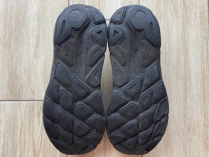 Бігові кросівки Hoka Clifton 9, 49 / 32 см — фото 4