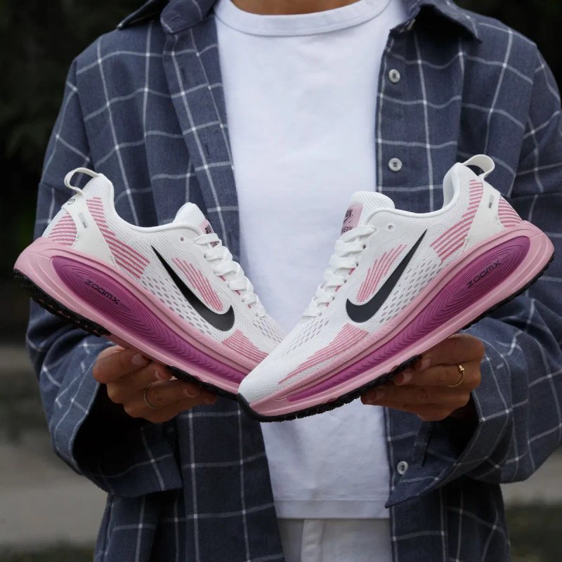 БІГОВІ! Nike Zoom Vomero 18 36 37 38 39 найк зум вомеро рожеві білі — фото 3