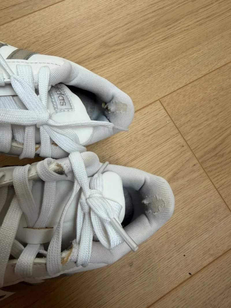 Білі шкіряні кросівки Adidas 36 розміру — фото 3