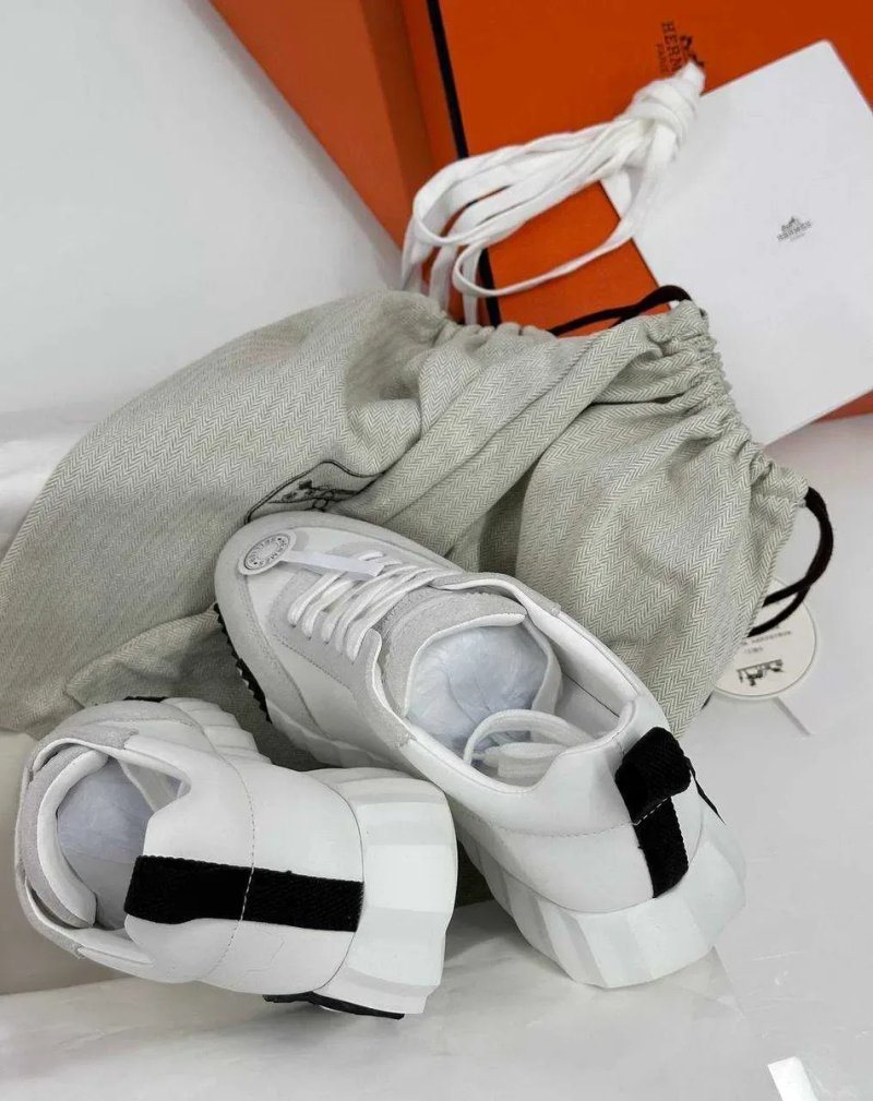 Білі шкіряні кросівки Hermes Bouncing з чорними вставками кеди ермес белые кроссовки — фото 7
