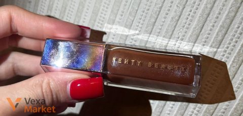 Блиск для губ Fenty Beauty Gloss Bomb відтінок Fenty Glow 01
