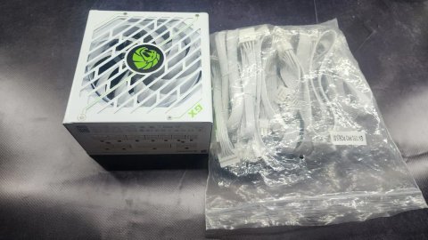 Блок живлення gamemax gx pro 1250w 80+ platinum