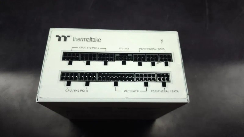 Блок живлення thermaltake gf a3 snow 1050w 80+ gold pcie5 — фото 2