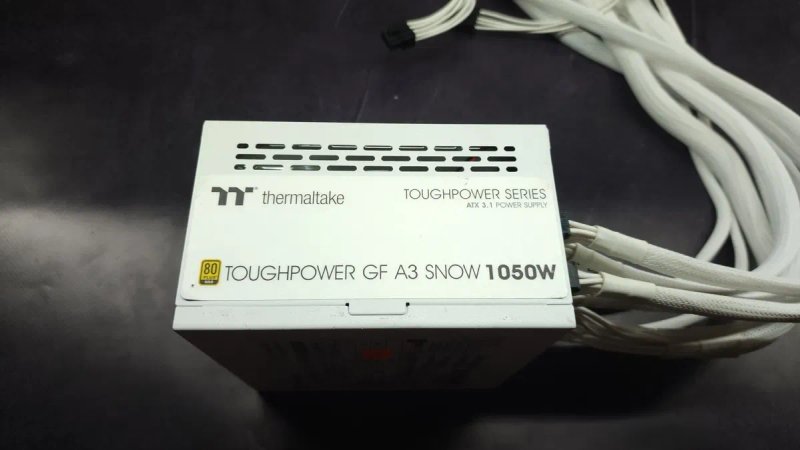 Блок живлення thermaltake gf a3 snow 1050w 80+ gold pcie5 — фото 3