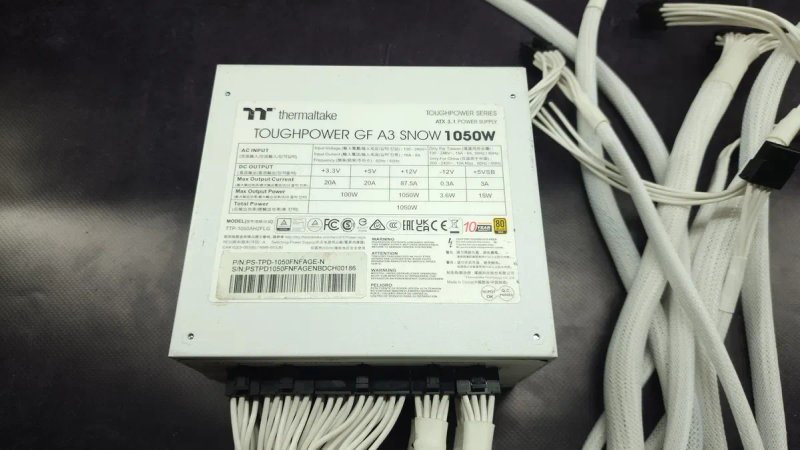 Блок живлення thermaltake gf a3 snow 1050w 80+ gold pcie5 — фото 4