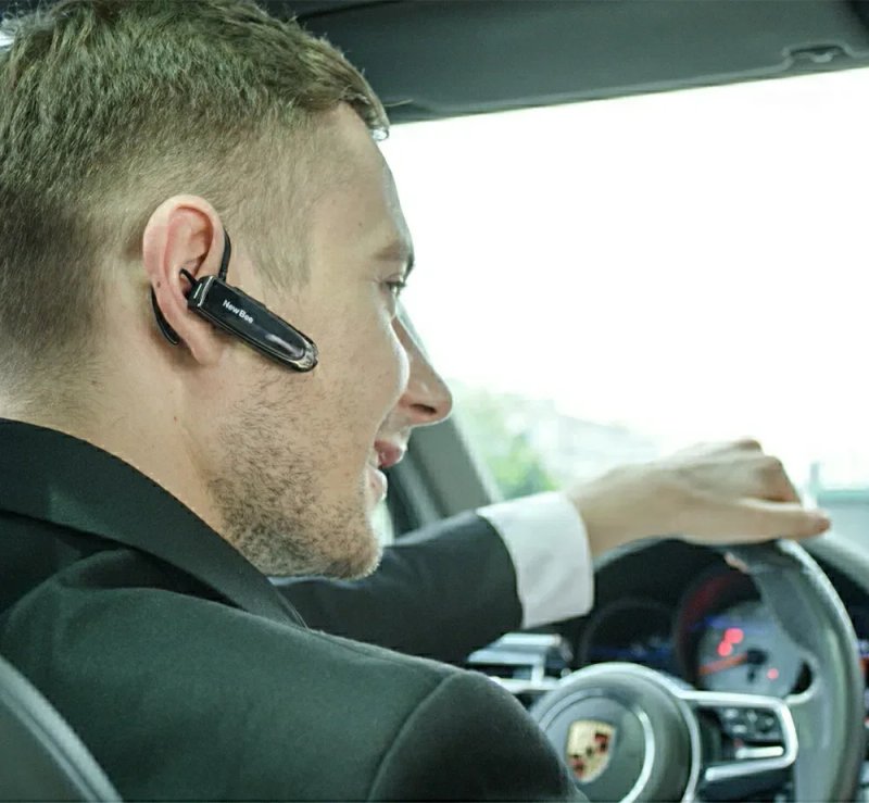 Bluetooth гарнітура New Bee LC-B41 + Кейс — фото 8