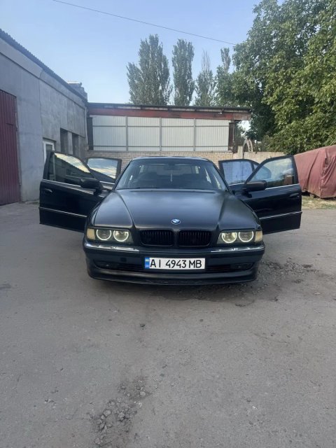 Бмв 740 4,4 1996г