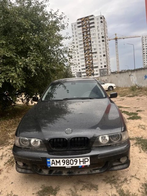 БМВ е39 2.5л 1996г Обмен