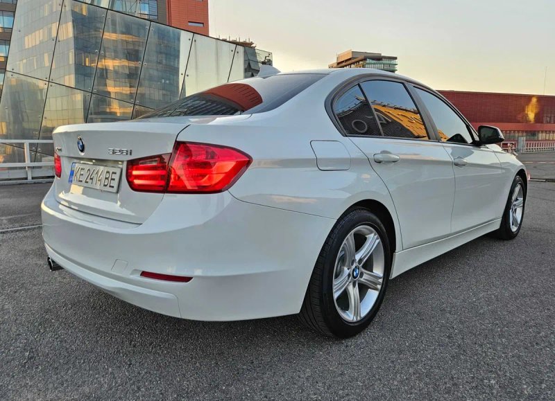 BMW 328i xDrive 245 л.с. F30 2013 в ИДЕАЛЕ! — фото 7