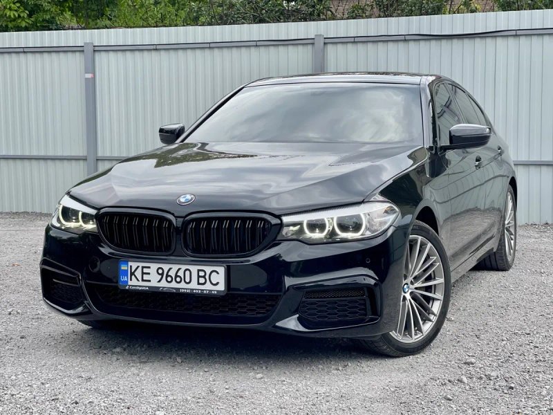 Bmw 5 G30 2017  126 тыс км — фото 2