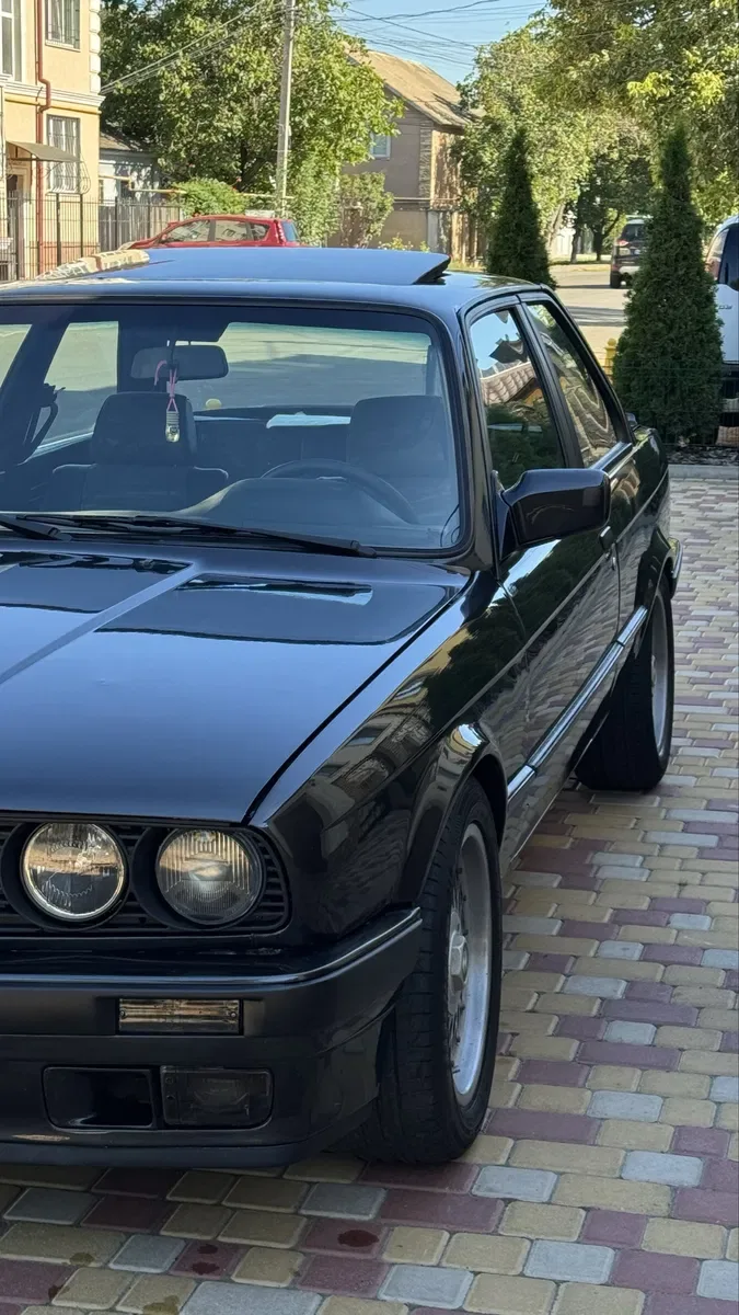 BMW E30 320I 1988 рік — фото 8