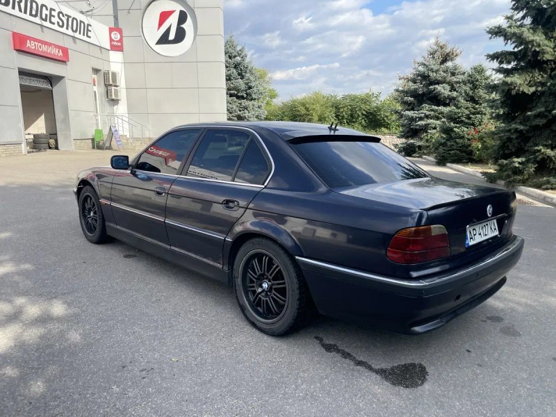 BMW e38 3.5 бензин обмен — фото 6