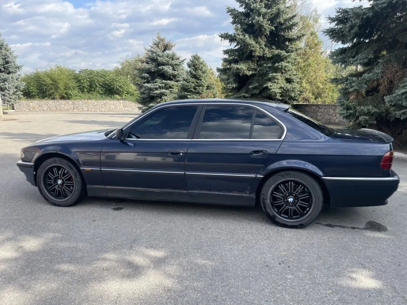 BMW e38 3.5 бензин обмен — фото 8