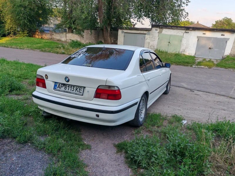 BMW E39 Автомат 3,5 Газ/Бензин — фото 4